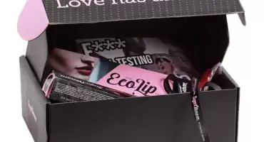 Custom Makeup Boxes